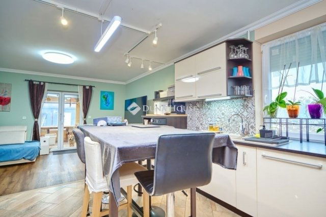 Eladó ikerház, Kistarcsán 99 M Ft, 5 szobás