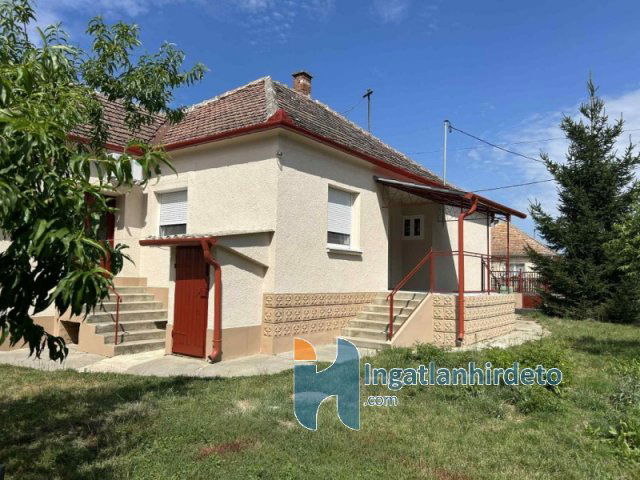 Eladó családi ház, Szalapán 48 M Ft, 3 szobás