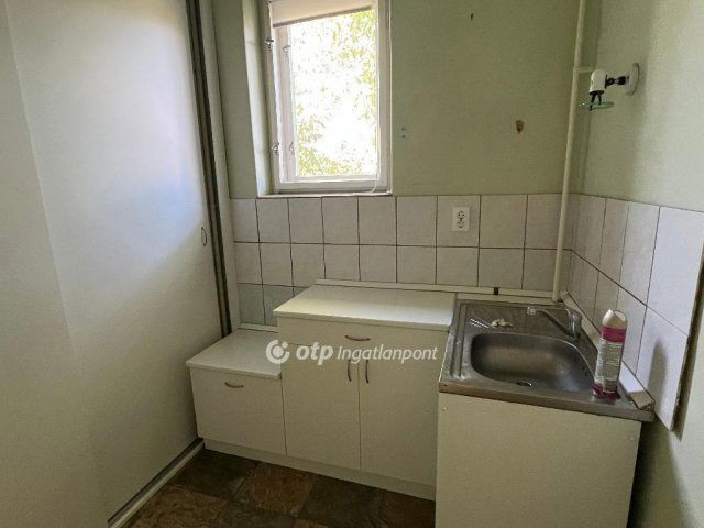 Eladó családi ház, Ceglédbercelen 67 M Ft, 4 szobás