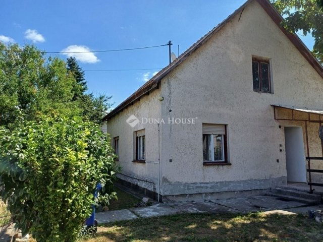 Eladó családi ház, Délegyházán 46.9 M Ft, 3 szobás