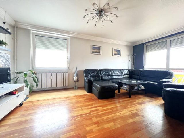 Eladó téglalakás, Budapesten, XV. kerületben 77.5 M Ft, 3 szobás