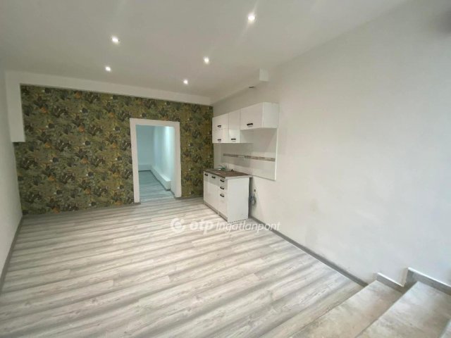 Eladó téglalakás, Budapesten, IX. kerületben 33.99 M Ft