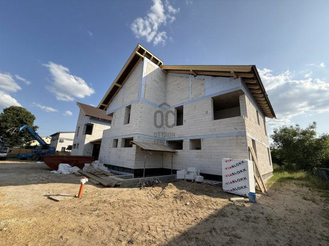 Eladó ikerház, Budapesten, XVI. kerületben 204 M Ft, 6 szobás