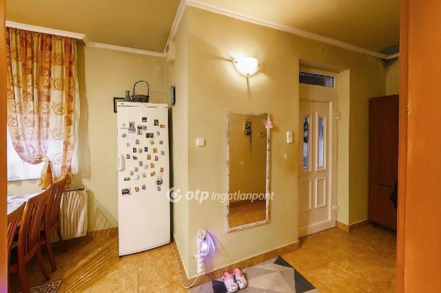 Eladó családi ház, Kecskeméten 68.9 M Ft, 4 szobás