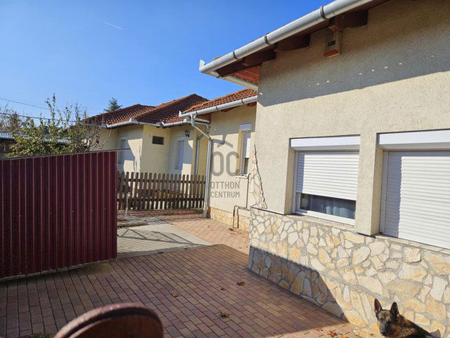 Eladó családi ház, Szigetszentmiklóson 147 M Ft, 5 szobás