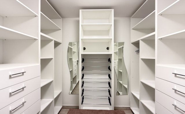 Eladó családi ház, Miskolcon 179 M Ft, 5 szobás