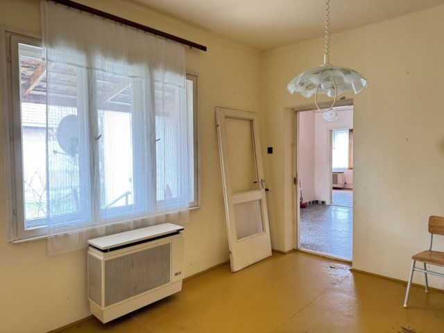 Eladó családi ház, Jászkisérén 13.9 M Ft, 3 szobás