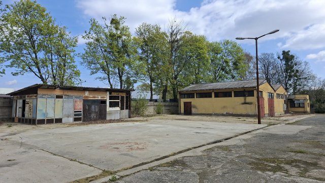 Kiadó ipari ingatlan, Keszthelyen 2000 E Ft / hó