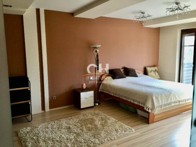 Eladó családi ház, Székesfehérvárott 139 M Ft, 5 szobás