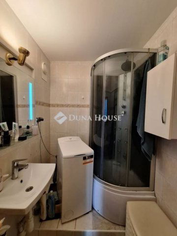 Eladó panellakás, Budapesten, XV. kerületben 72.99 M Ft, 3 szobás