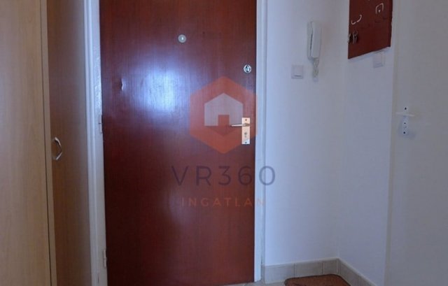 Eladó panellakás, Pécsett 43 M Ft, 2 szobás