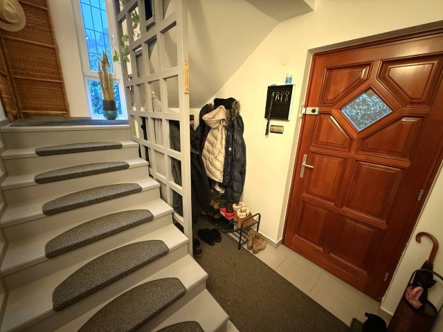 Eladó téglalakás, Pécsett 89.9 M Ft, 4 szobás