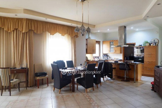 Eladó telek, Szegeden 390 M Ft / költözzbe.hu