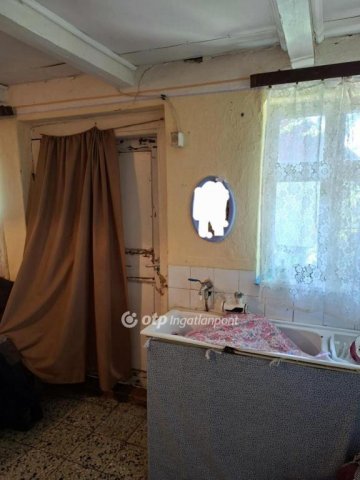 Eladó családi ház, Hajdúböszörményen 45.9 M Ft, 2 szobás