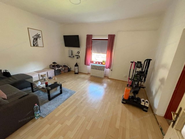 Eladó családi ház, Gyulán 25 M Ft, 3 szobás