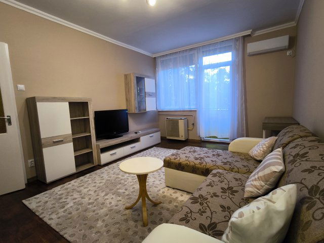 Kiadó téglalakás, albérlet, Debrecenben, Kassai úton, 2 szobás