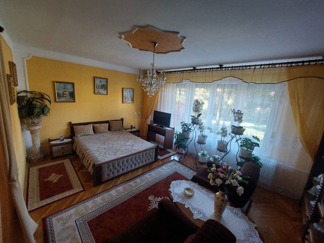 Eladó téglalakás, Kiskunfélegyházán 74.9 M Ft, 4+2 szobás