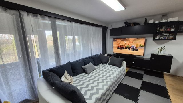 Eladó nyaraló, Délegyházán 77.3 M Ft, 4 szobás