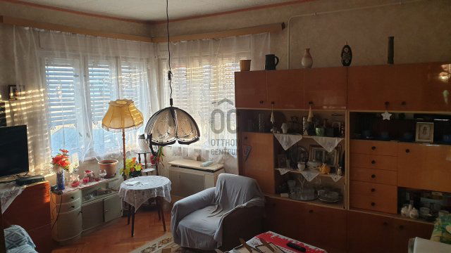 Eladó családi ház, Ózdon 12.5 M Ft, 2 szobás