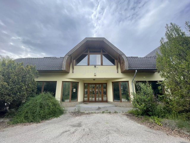 Eladó ipari ingatlan, Dunaharasztin 450 M Ft / költözzbe.hu