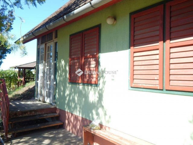 Eladó nyaraló, Enyingen 27.5 M Ft, 2 szobás