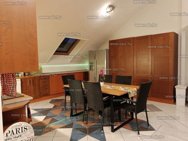 Eladó téglalakás, III. kerületben, Pünkösdfürdő utcában