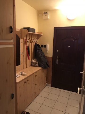 Kiadó panellakás, albérlet, Debrecenben 240 E Ft / hó