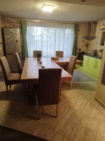 Eladó családi ház, Szarvason 185 M Ft, 4 szobás