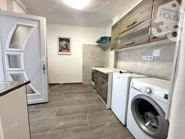 Eladó téglalakás, Kecskeméten 46.9 M Ft, 2 szobás