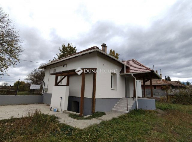 Eladó családi ház, Galgagyörkön 69.9 M Ft, 3 szobás