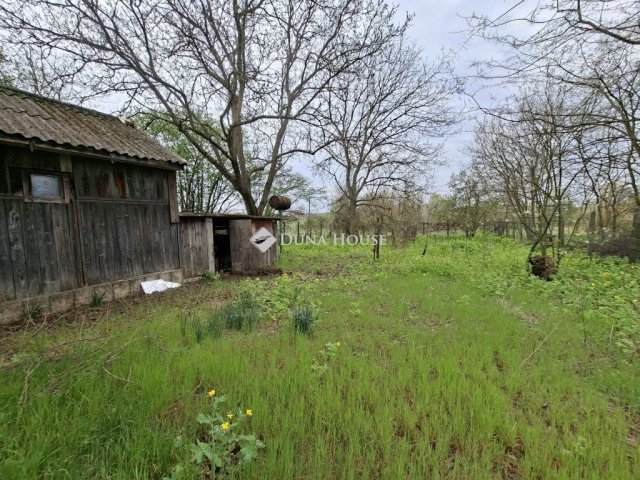 Eladó telek, Tóalmáson 13 M Ft / költözzbe.hu