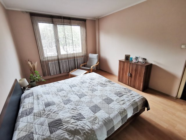 Eladó panellakás, Győrött 72 M Ft, 3 szobás