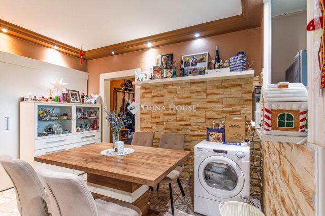 Eladó panellakás, Budapesten, X. kerületben 88 M Ft, 4 szobás