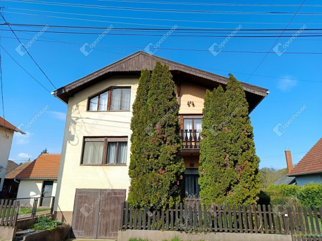 Eladó családi ház, Lentiben 62.9 M Ft, 4 szobás