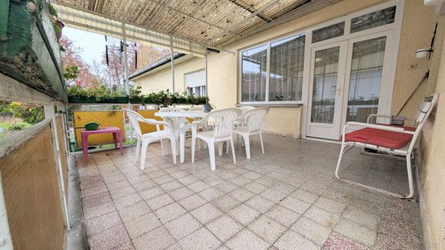 Eladó családi ház, Balatonbogláron 104.9 M Ft, 4 szobás