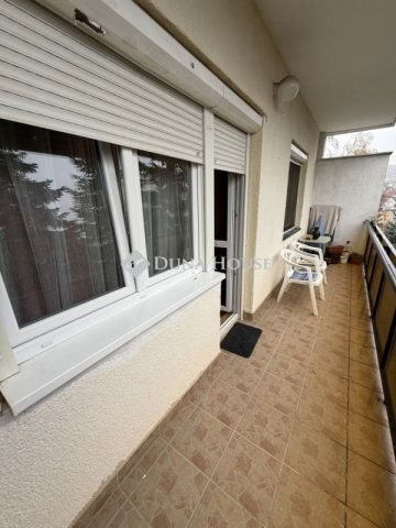 Eladó téglalakás, Balatonfüreden 62.9 M Ft, 3 szobás