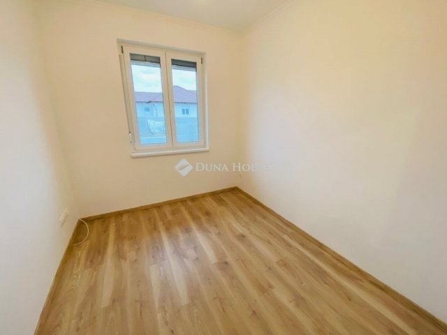 Eladó ikerház, Monoron 83.6 M Ft, 4 szobás / költözzbe.hu