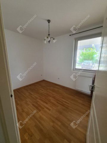 Eladó téglalakás, Mosonmagyaróváron 64.99 M Ft, 3 szobás