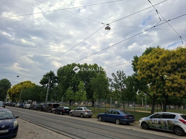 Eladó téglalakás, Budapesten, VIII. kerületben 54.9 M Ft