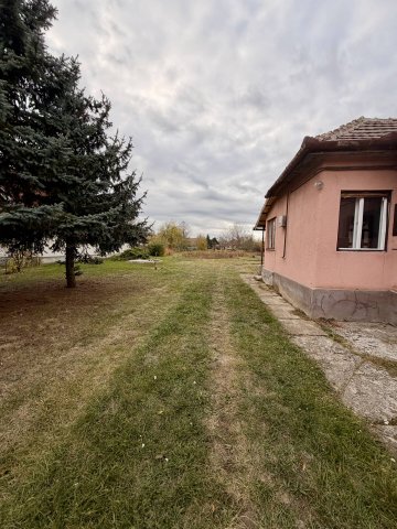 Eladó családi ház, Lőrinciben 35 M Ft, 2+2 szobás