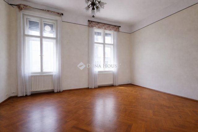 Eladó téglalakás, Budapesten, VIII. kerületben 172.2 M Ft