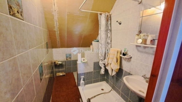 Eladó családi ház, Maglódon 99 M Ft, 4+1 szobás
