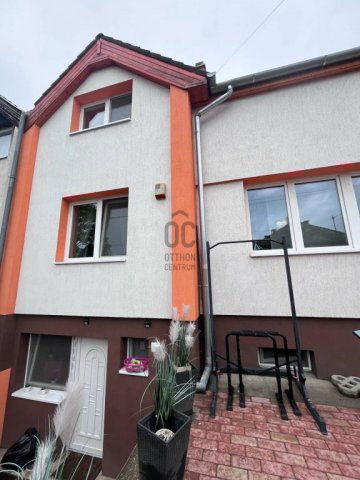 Eladó családi ház, Budapesten, XX. kerületben 130 M Ft, 4 szobás