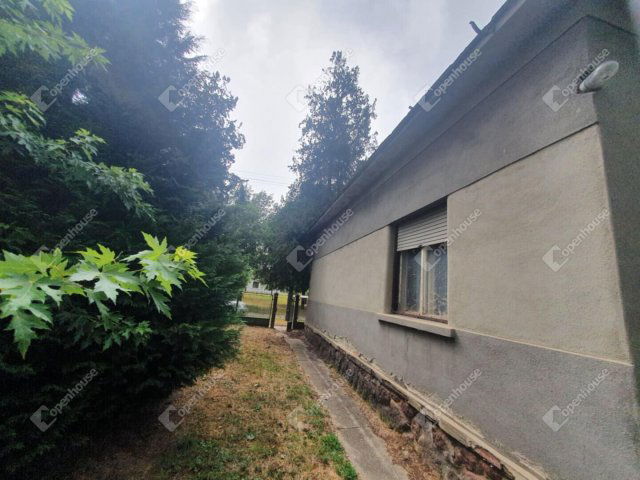 Eladó családi ház, Barcson 23.5 M Ft, 3 szobás