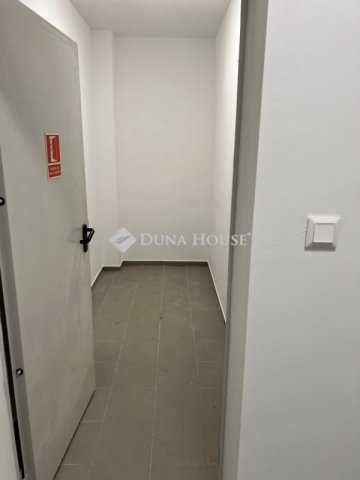 Eladó ipari ingatlan, Répcelakon 6.9 M Ft / költözzbe.hu