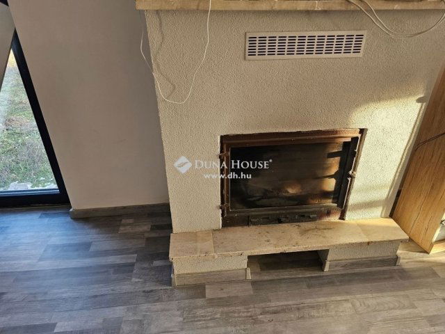 Eladó családi ház, Tápióságon 64.9 M Ft, 3 szobás