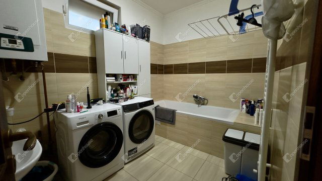 Eladó téglalakás, Monoron 89.49 M Ft, 4 szobás