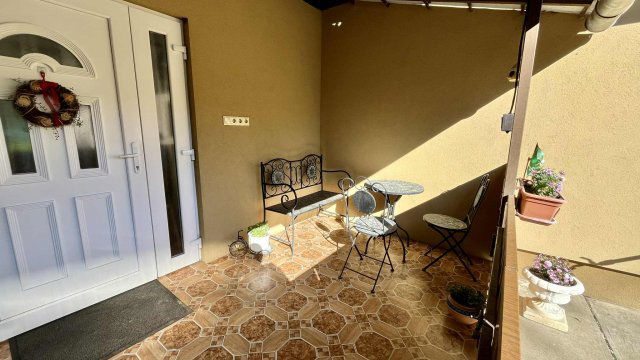 Eladó családi ház, Kecskeméten 64.9 M Ft, 3 szobás