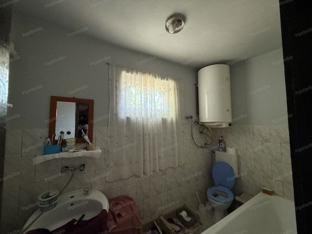 Eladó téglalakás, Anarcson 29 M Ft, 3 szobás