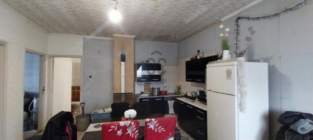 Eladó családi ház, Cegléden 21.5 M Ft, 3 szobás